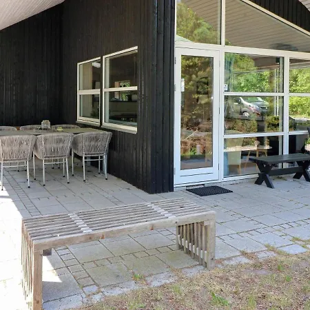 Luxury Retreat By Sea Helberskov